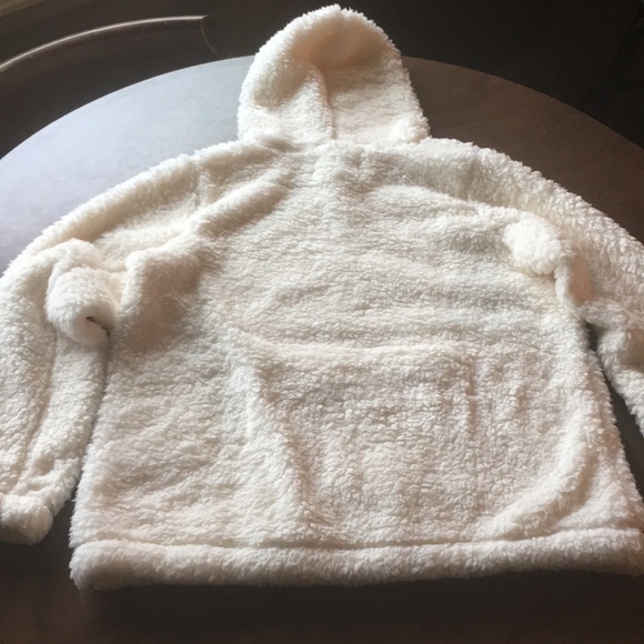 Champion Cream Hooded Sherpa Pull-over - NWT - Picture 5 of 7